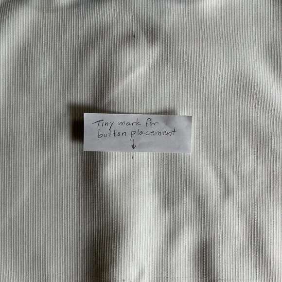 1980s Vintage girl’s dress by Canadian designer Elen Henderson. Girls size 12. - Picture 8 of 11